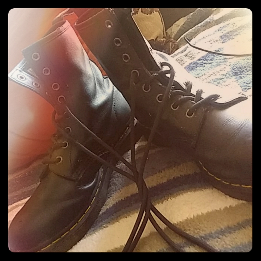 Doc martens black 8 eyelet boot THESE ARE MEN'S.